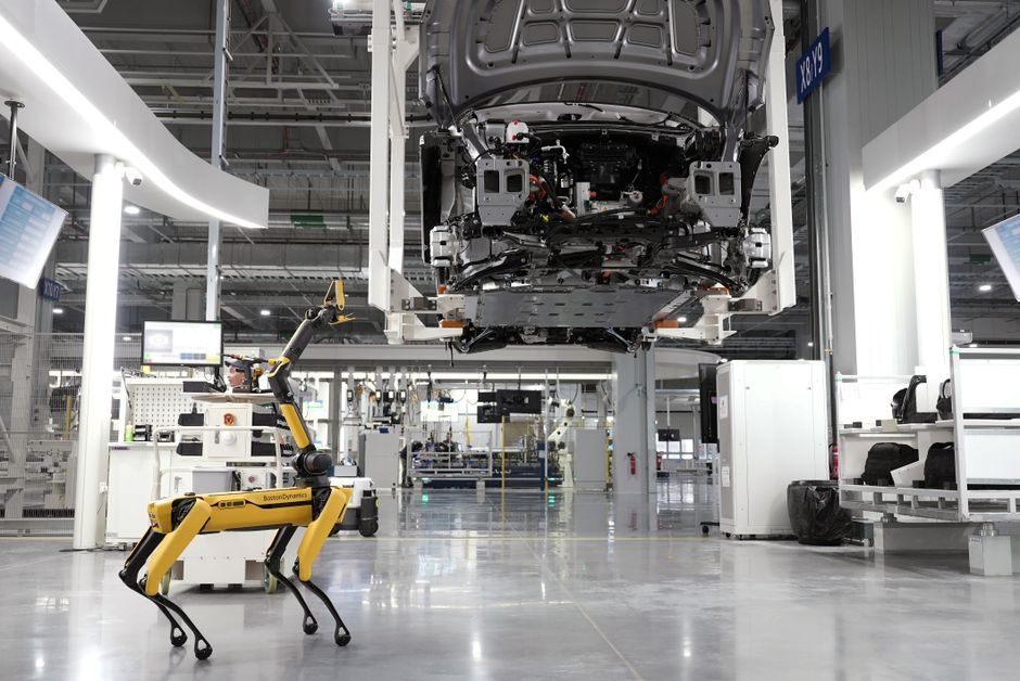 Hyundai, Boston Dynamics'in Tamamını Satın Alarak Robotik Geleceğine Yön Veriyor: Atlas Robotlar Yolda!
