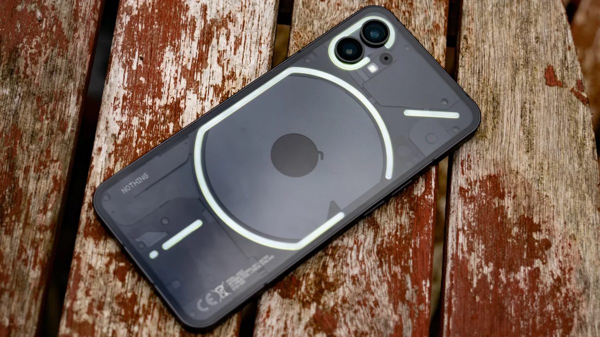 Nothing Phone 1 İçin Güncelleme Serüveni Sona Erdi: İlk Amiral Gemisinin Yazılım Desteği Durdu
