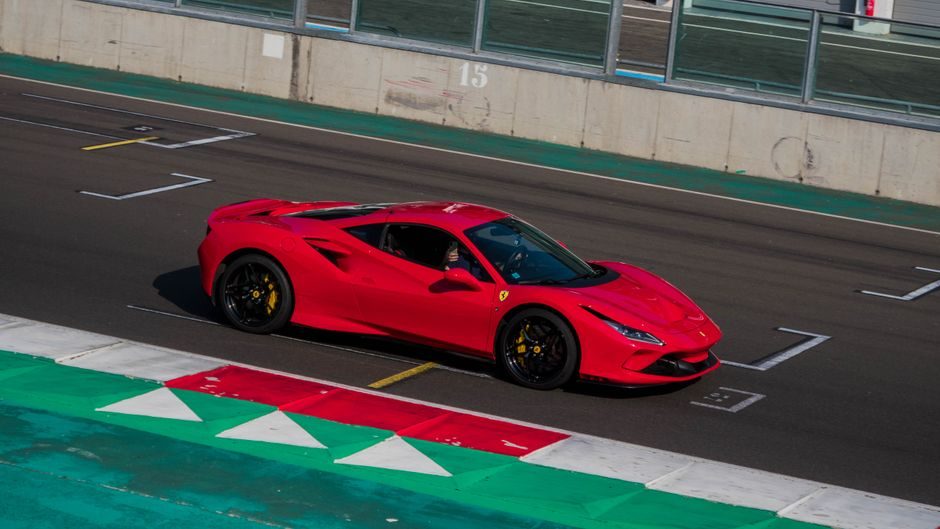 Ferrari'den Tarihi Hamle: Elektrikli Luce, Euro NCAP Testine Gidiyor ve Güvenlikte Yeni Bir Dönem